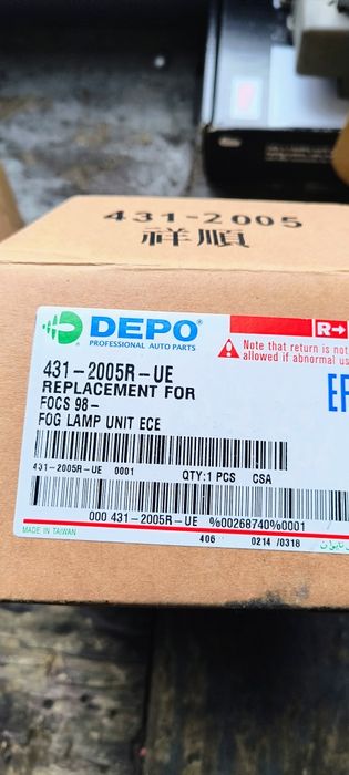 Lampa przeciwmgłowa przód prawa Ford Focus