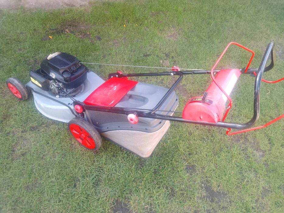 Kosiarka spalinowa z napędem Honda