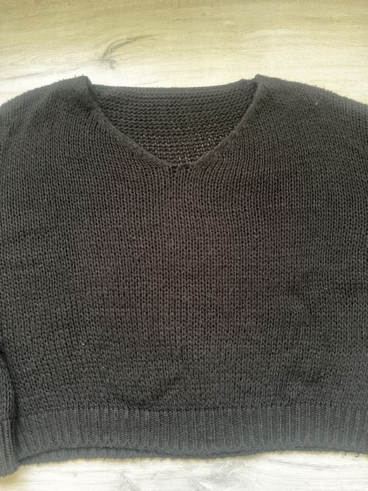 Czarny sweter r. uniwersalny