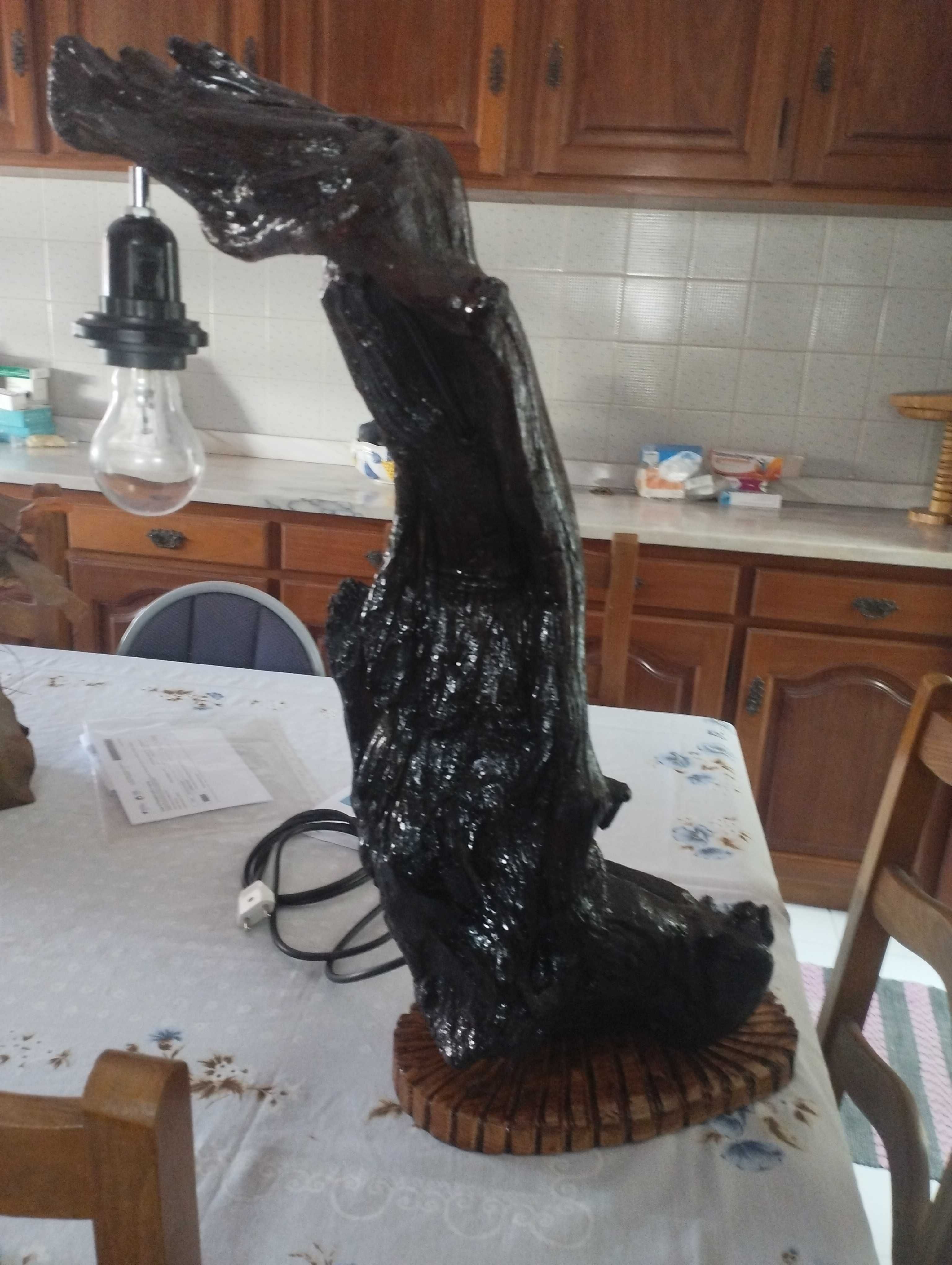 Candeeiro de apoio artesanal