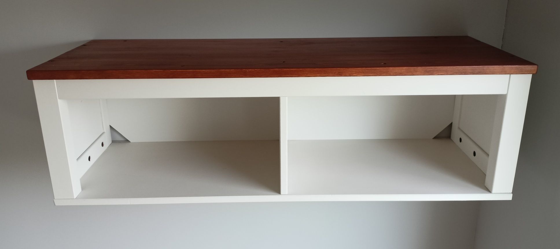 Półka ścienna Ikea Hemnes