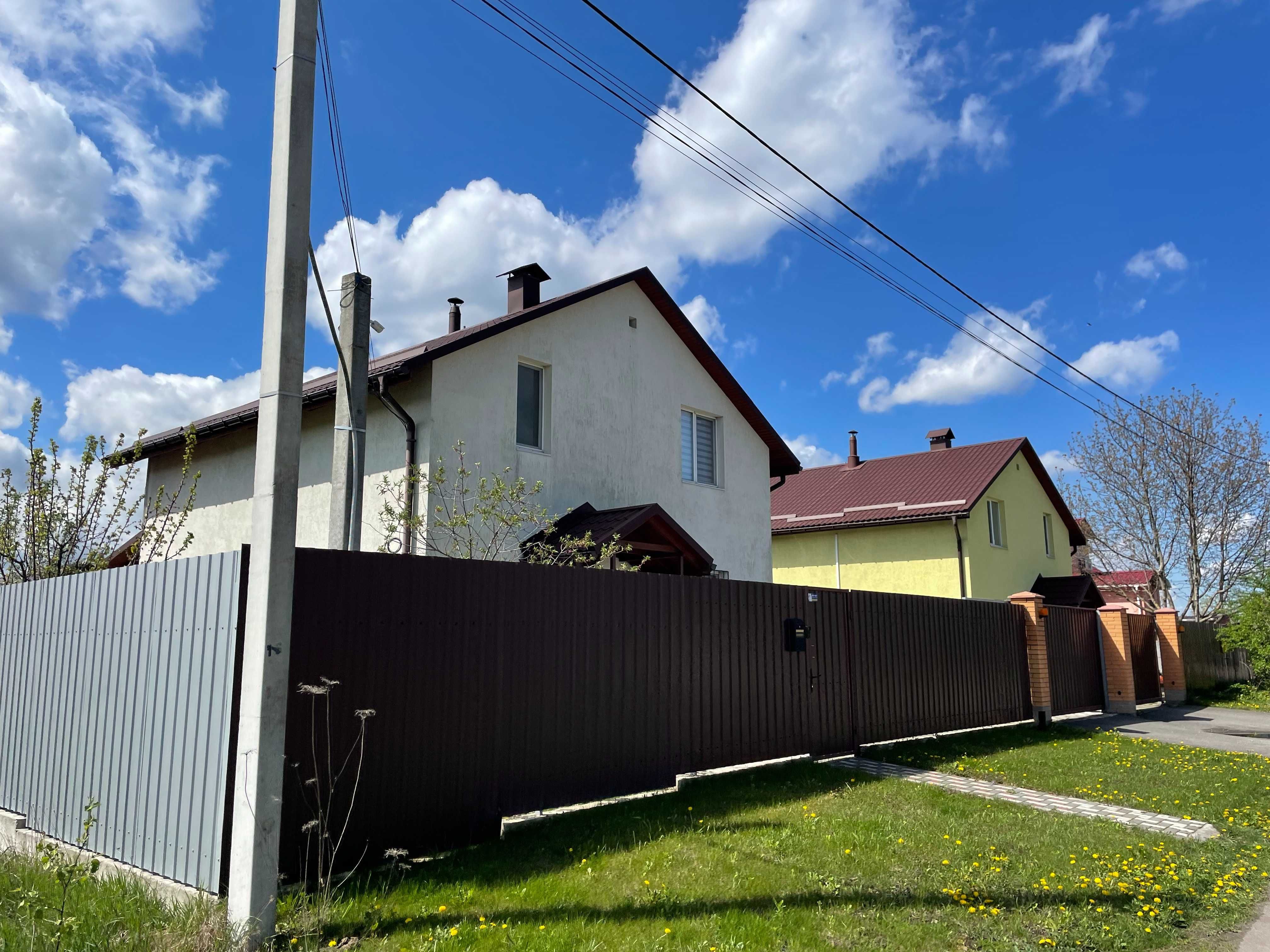 Файний будинок з ремонтом та ландшафтом в Білогородці! З гаражем