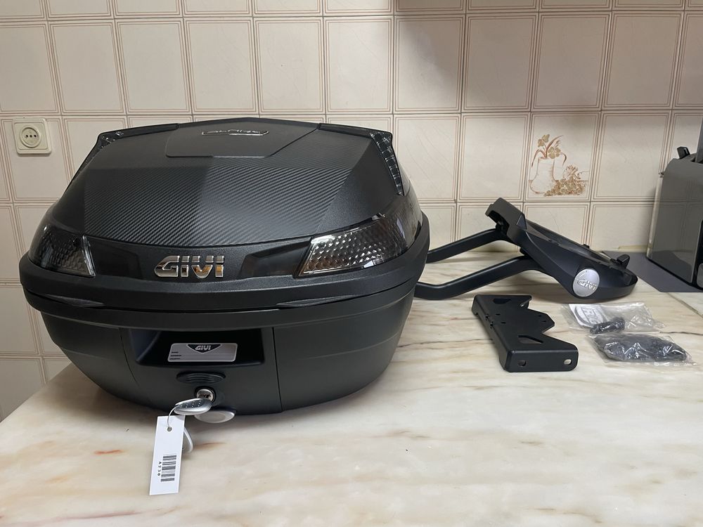 Top Case Givi Blade B47 (nova) + base + kit fixação