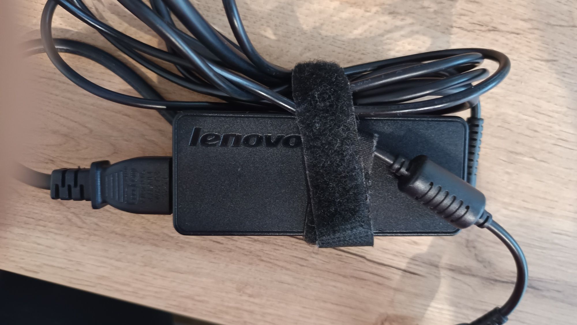 Oryginalny zasilacz LENOVO