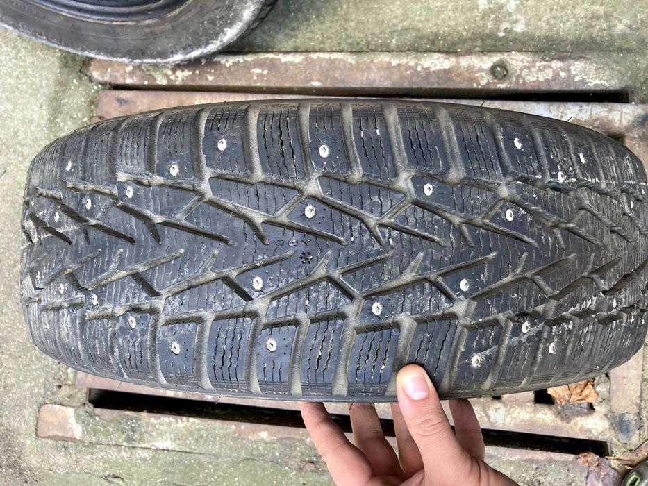 Зимові шини 195 65 15 Nokian Nordman 7 шиповані 2017 рік