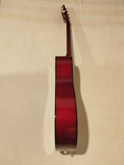 Guitarra acústica Folk