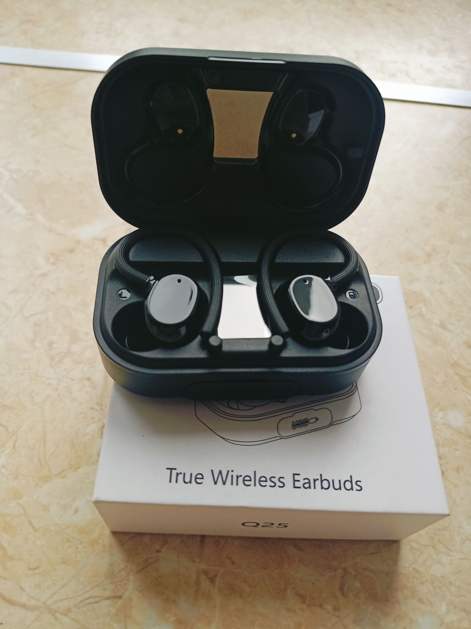 Бездротові спортивні водонепроникні навушники TWS Q25