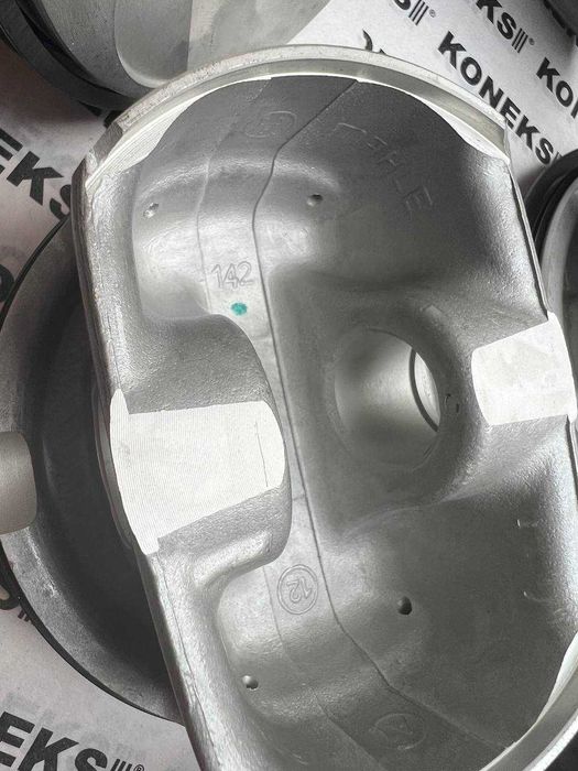 Поршень, поршни BMW n62b48