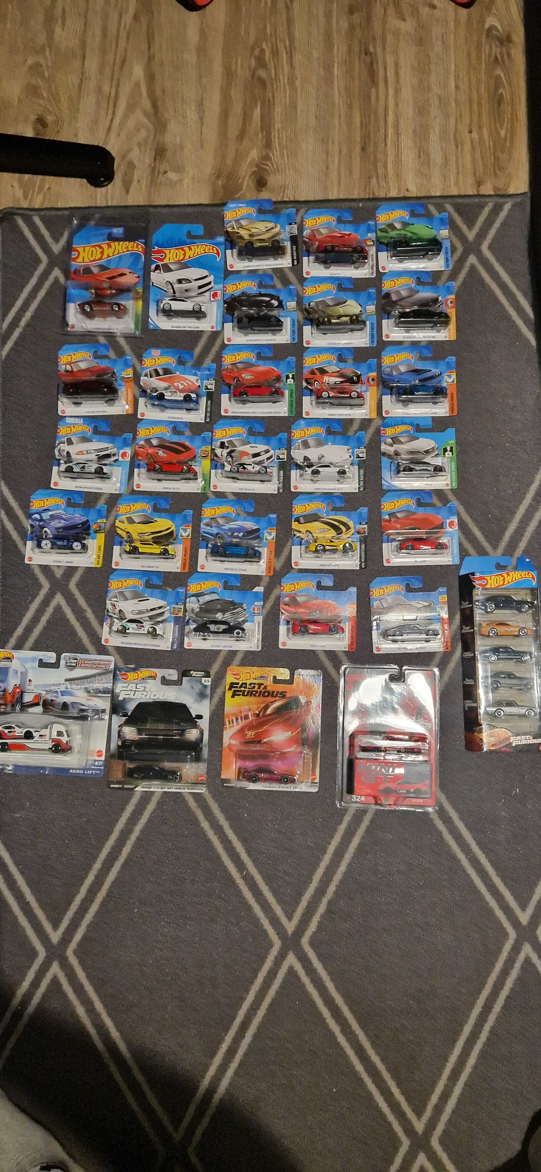 Hot wheels 115 sztuk