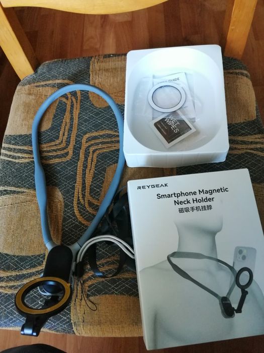 magnetyczny uchwyt na szyję do smartfona REYGEAK. Nowe
