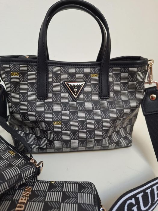 Torebka damska Guess stan nowa !!!