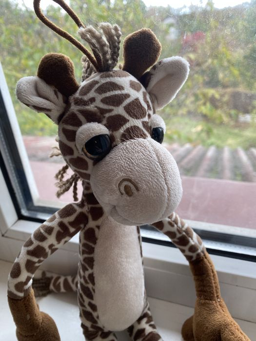 Мʼяка іграшка. Жираф