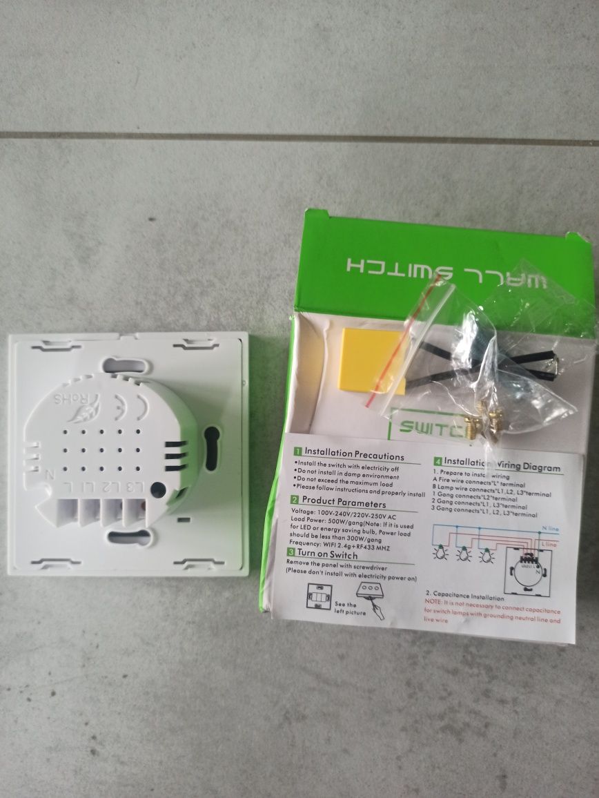 Wyłącznik światła Wi-Fi tuya Smart