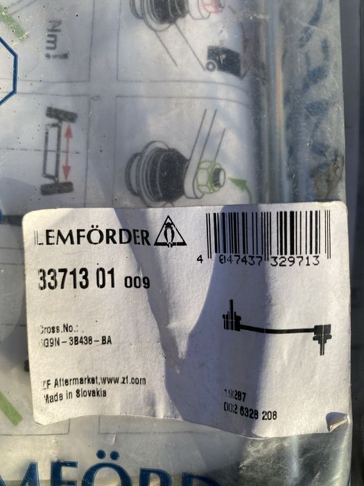 Стойка стабилизатора передняя Lemferder 33713 01