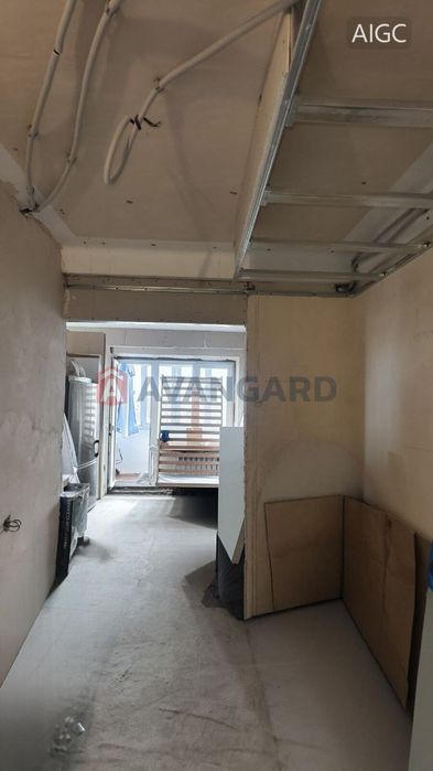 Продається 2-кімнатна квартира у Дніпровському р-ні.