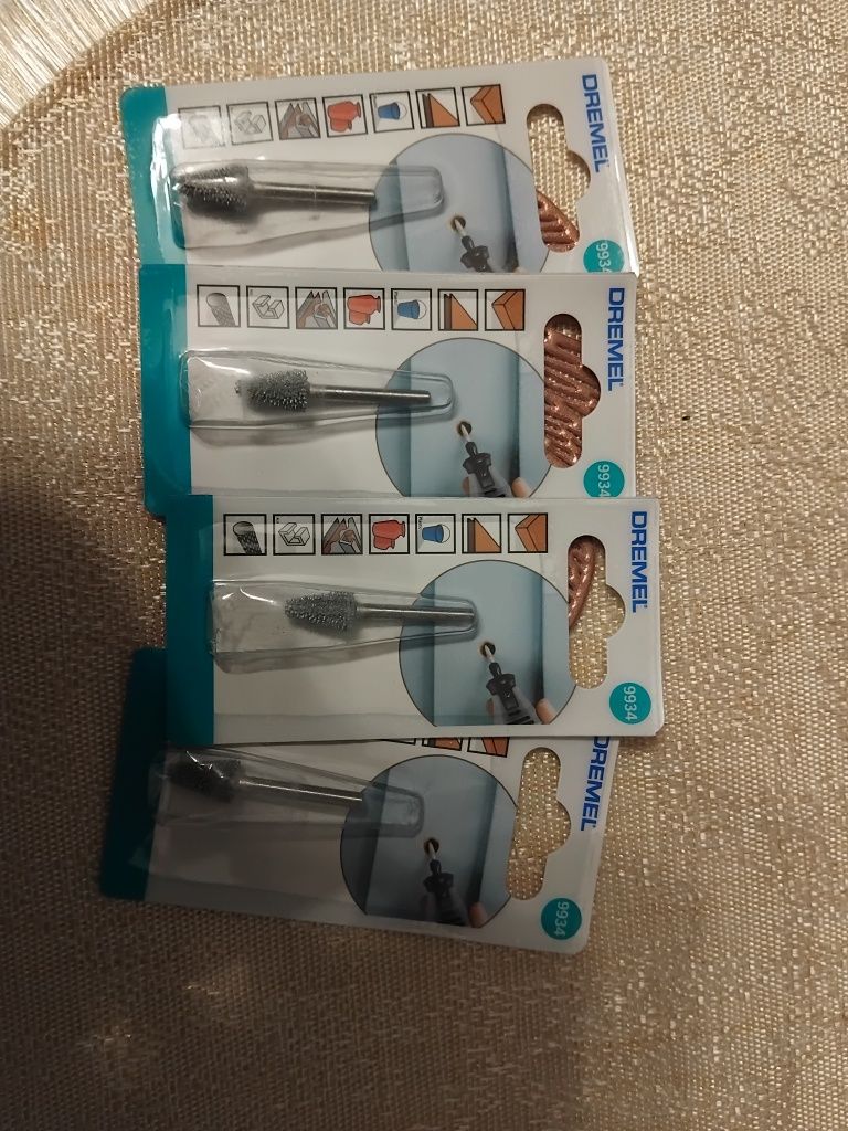 Frezy obcinaki wolframowe węglikowe  stożkowe 7,8MM DREMEL