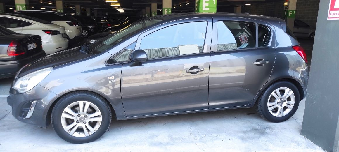 Opel Corsa 1.3 CDTi edição especial GPS