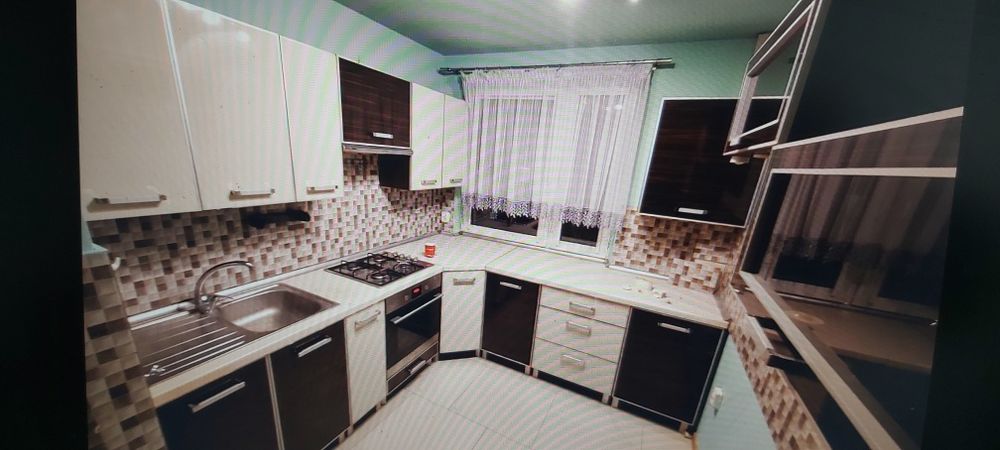 Meble kuchenne brązowo białe