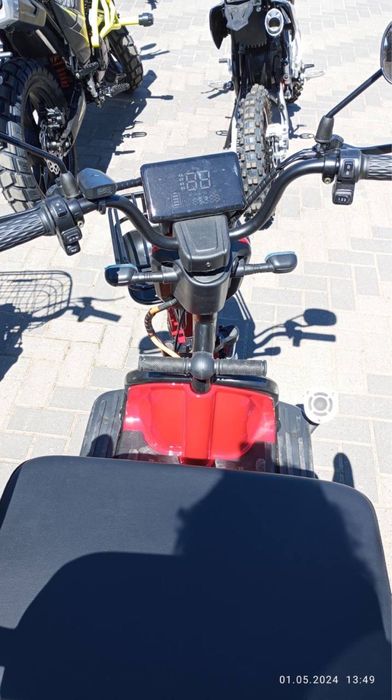 Электроскмокат,трицикл,электроскутер