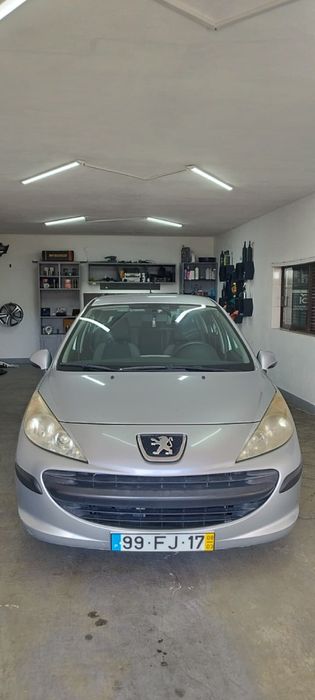 Carro Peugeot 207