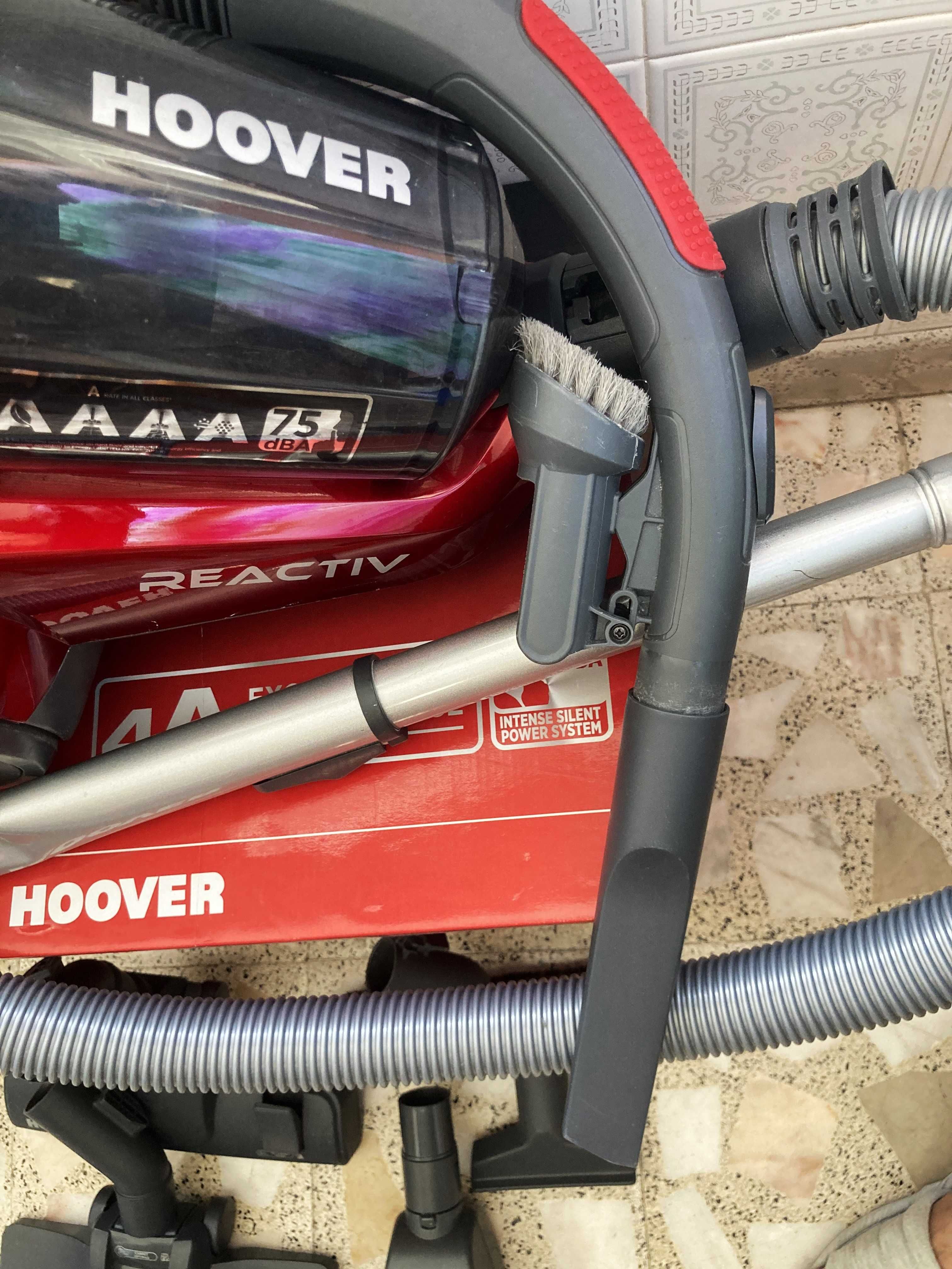 Aspirador de marca Hoover