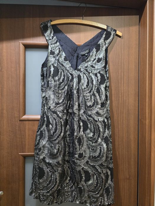 Sukienka sylwestrową srebrna 40