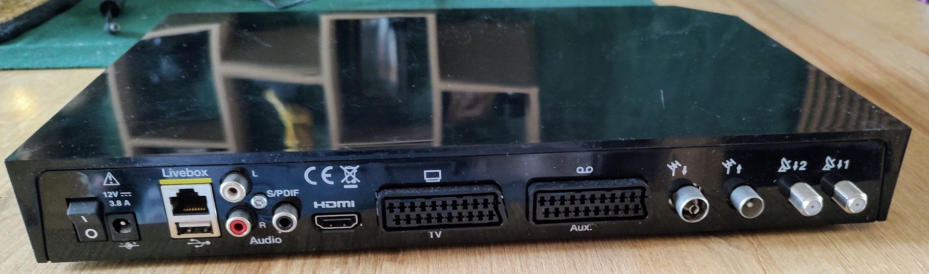 Dekoder sagecom uhd88