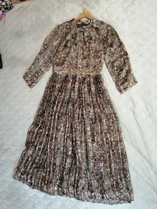 Жіноча дівчача сукня плаття