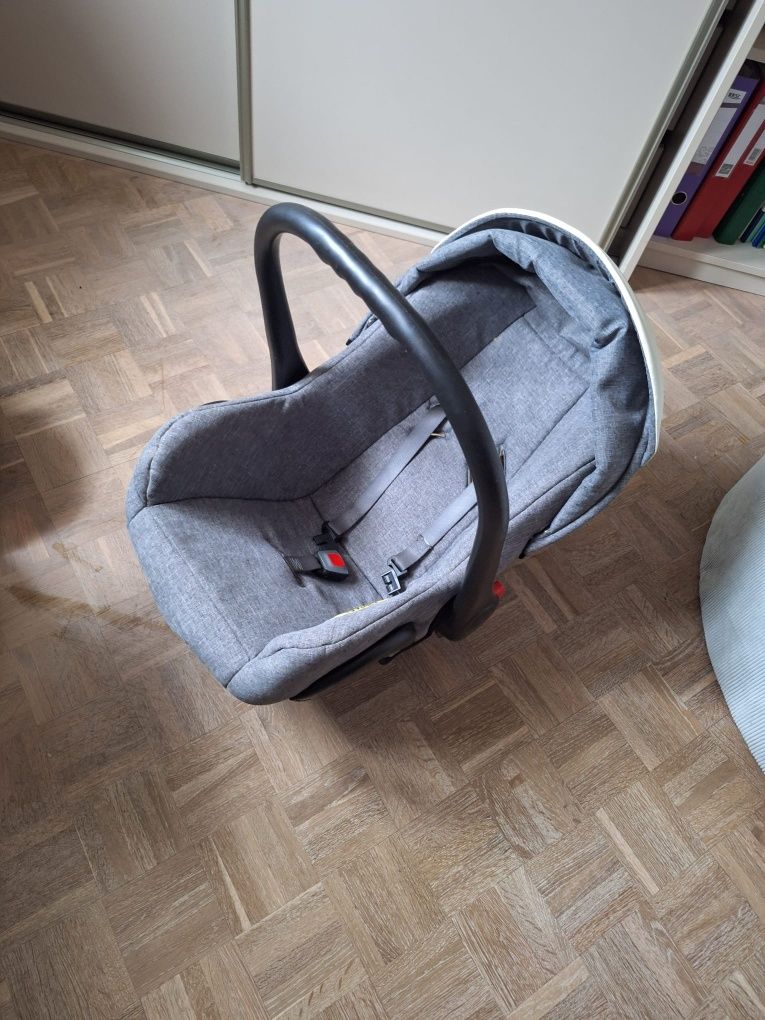 Wózek 4w1 Bexa Ideal, gondola, spacerówka, nosidełko, baza isofix