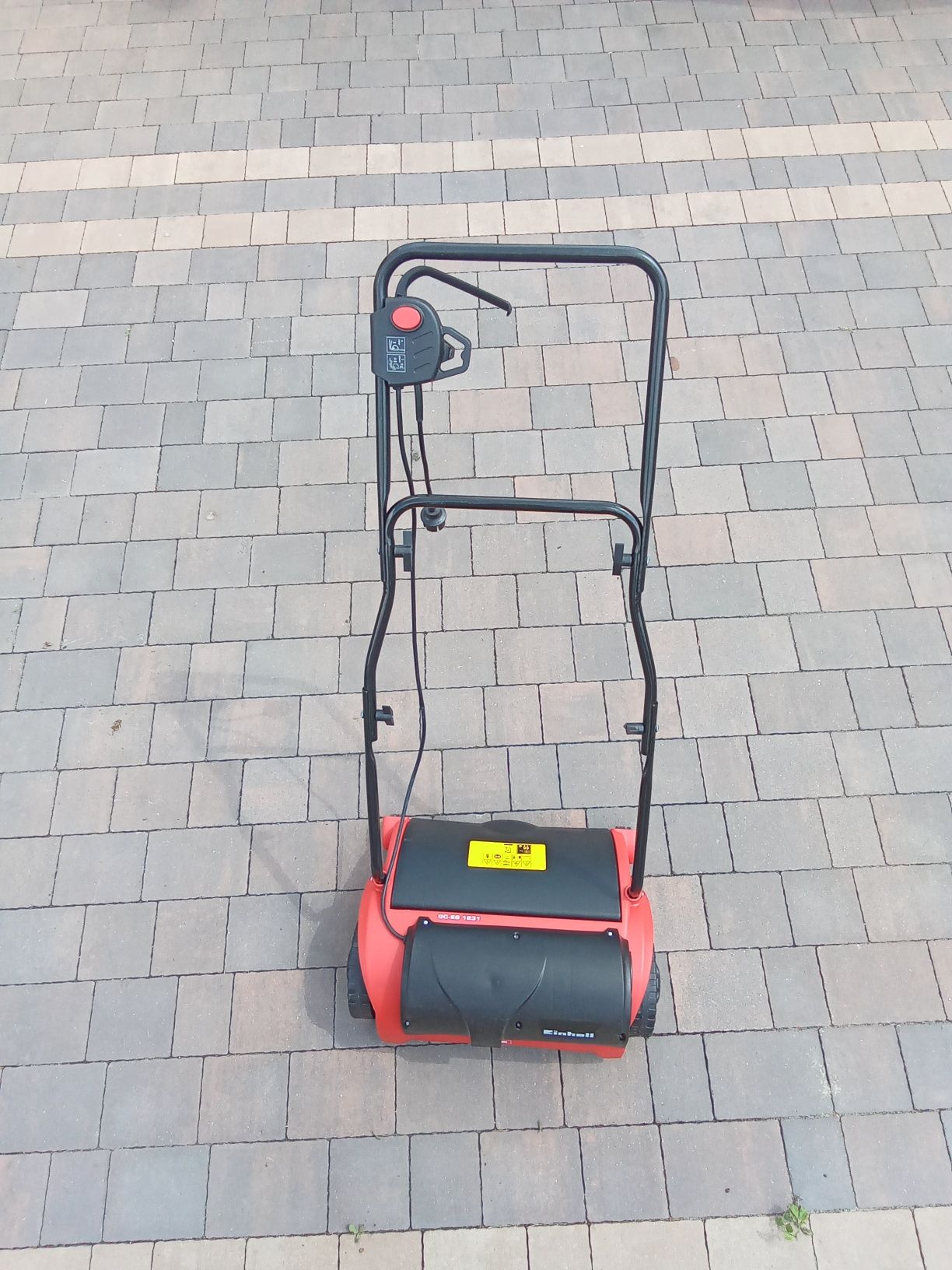 Wertykulator aerator Einhell 31 cm 1200 W