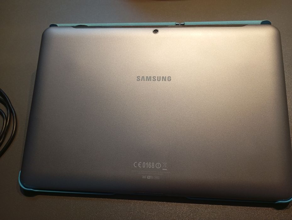 Tablet Samsung Galaxy Tab 10.1 jak nowy