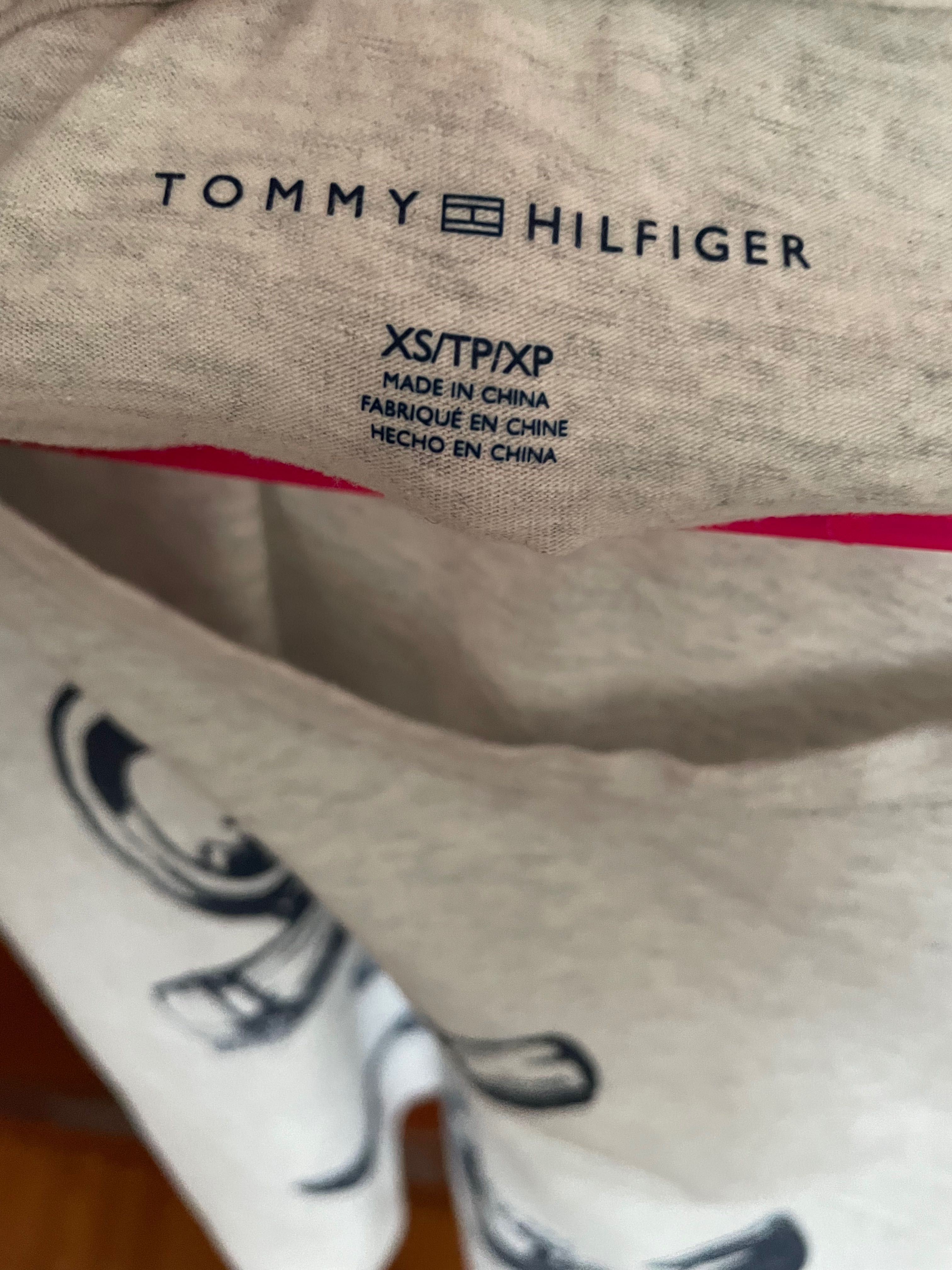Tommy Hilfiger футболка