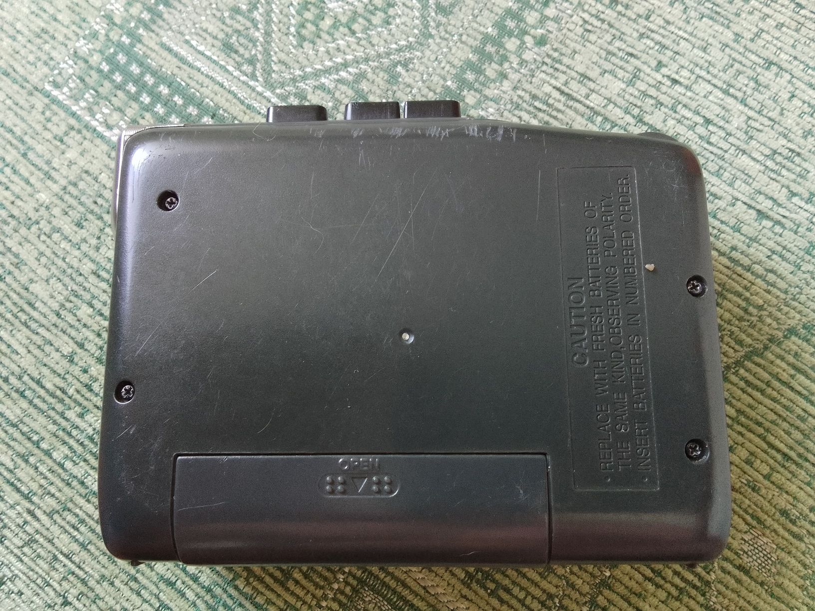 Продам плеер Panasonic rq L 36