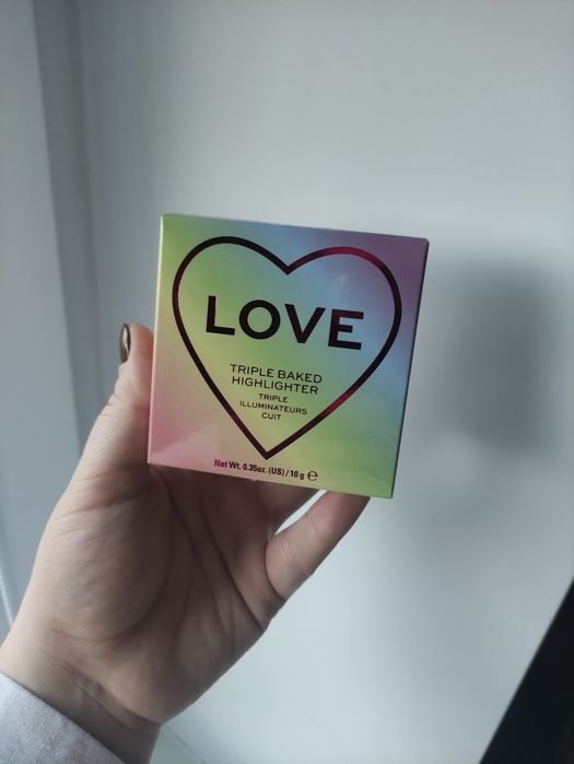 Nowy róż Revolution