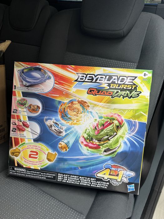 Гра  Beyblade Burst QuadDrive Galaxy Orbit Battle Set