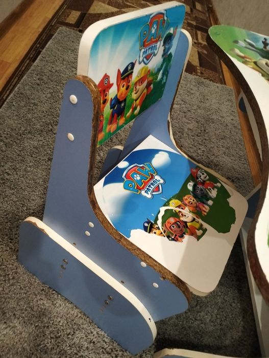 Дитяча парта з стільцем