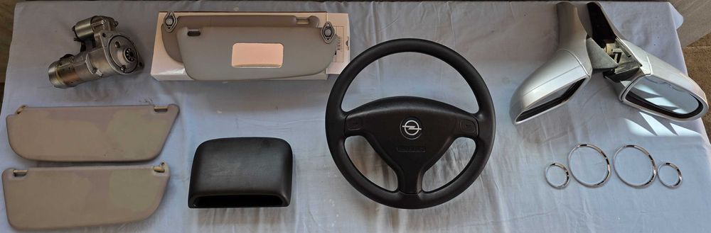 Opel Corsa B – Material diverso NOVO e usado
