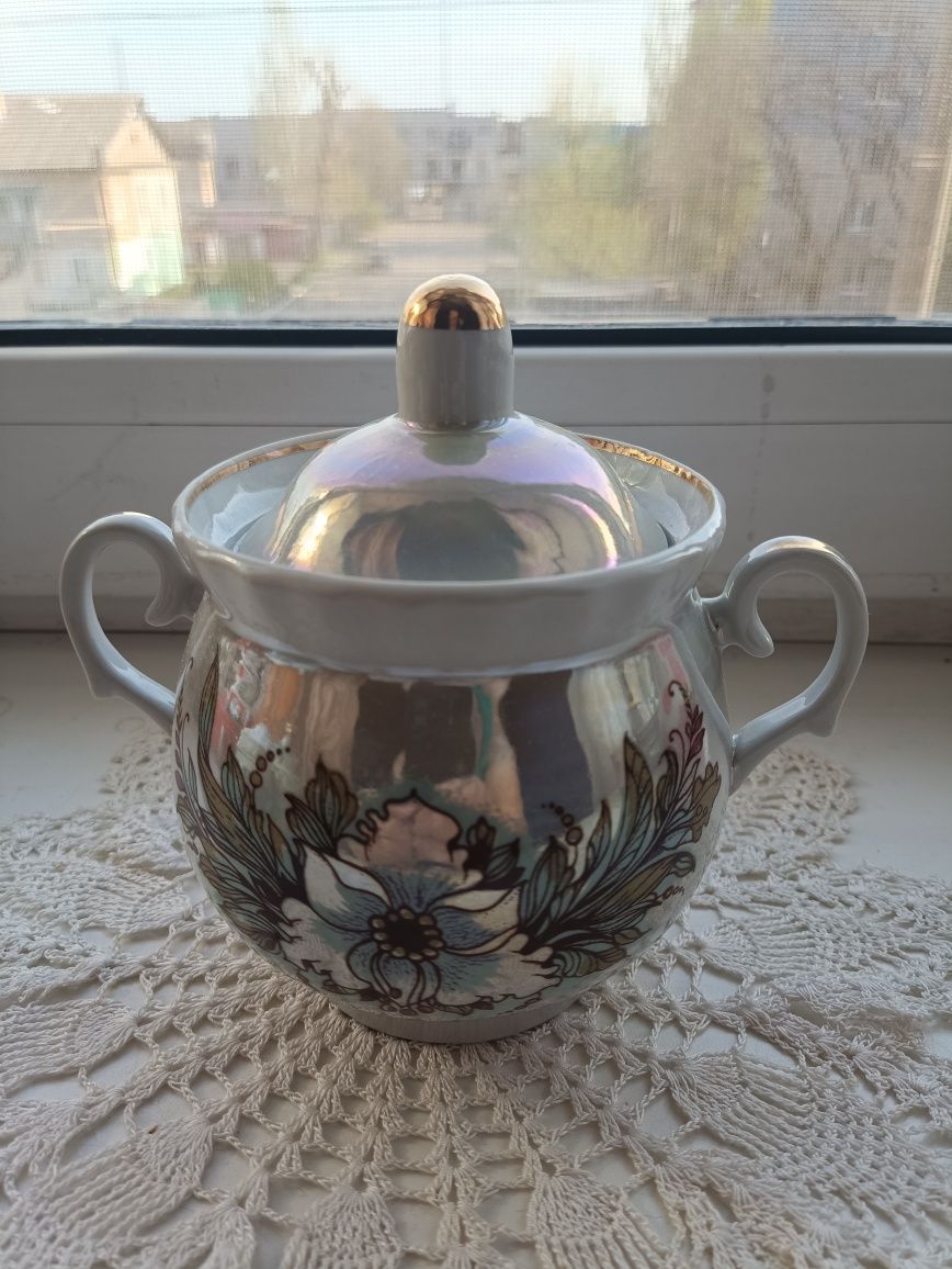 Цукорниця і чайник в наборі фарфорові Радянського часу