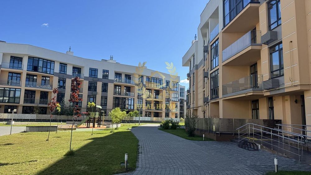 Продам 2-кімнатну квартиру в ЖК Італійський Квартал з коморою