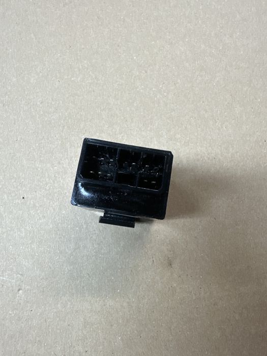 Yamaha R6 RJ03 Przekaznik Omron 5EB-81950/00