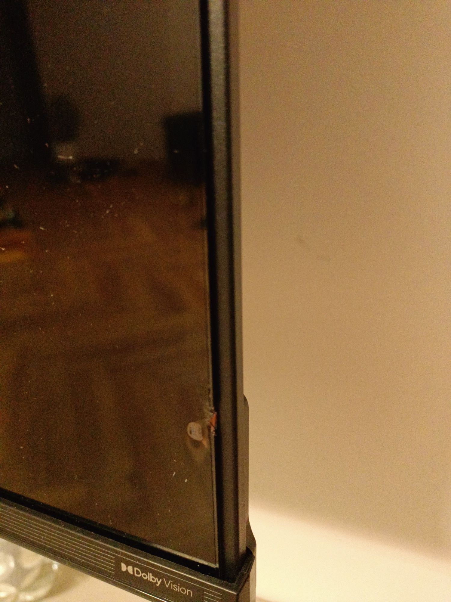 TV Hisense 65A6K, uszkodzona matryca