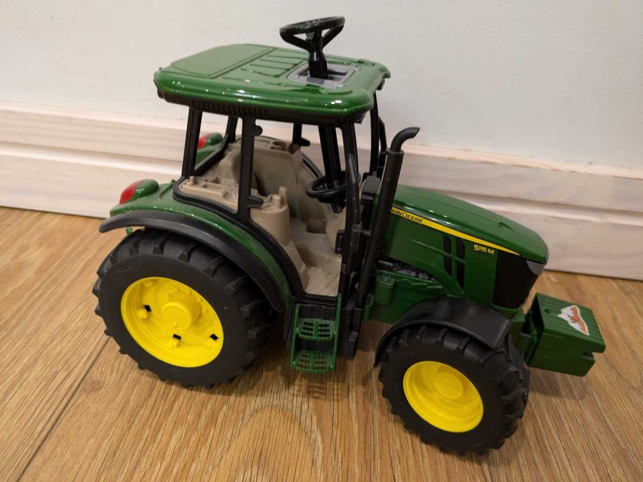 Na sprzedaż zabawka Bruder-traktor/ciągnik John Deere 5115M