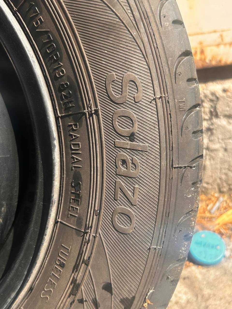 Продам літню резину з дисками SOLAZO Premiorry 175/70R13 82H