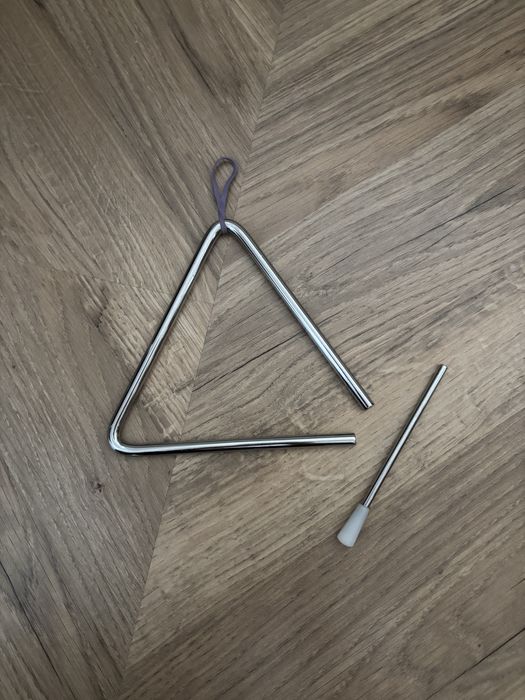 Trójkąt instrument muzyczny