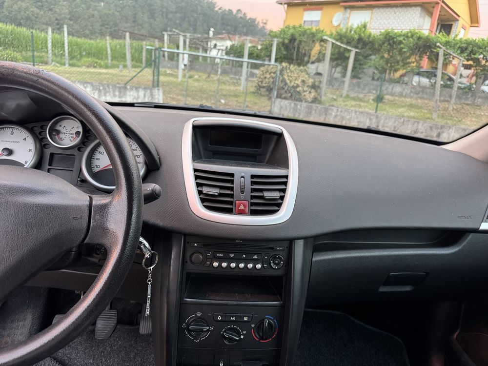 Peugeot 207 1.4 HDI