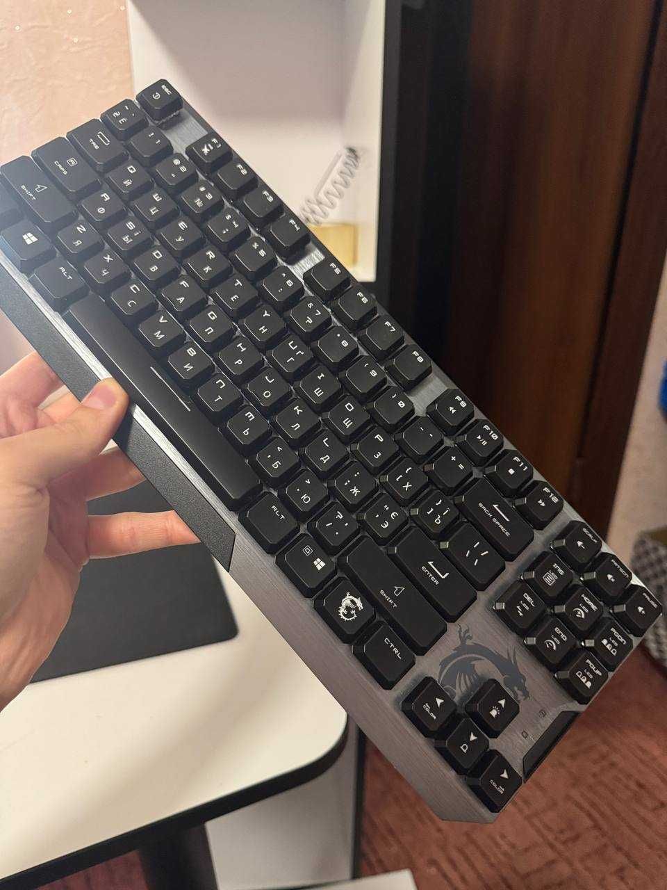 Супер цена 940 ГРН! Клавиатура MSI Vigor GK50 Low Profile TKL