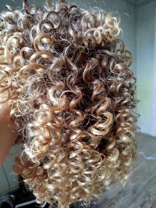 Парик кучерявый , новый