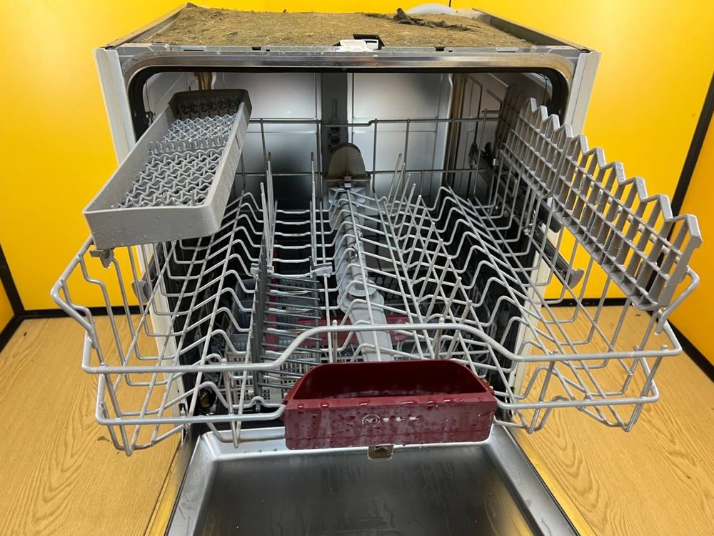 Вбудована посудомийна машина NEFF S51N53X2EU/73 посудомойка