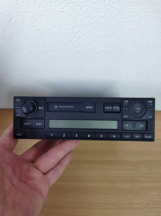 Stare zabytkowe radio VW Beta