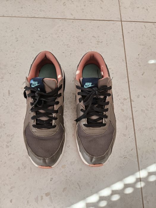 Nike Air Max Excee 38,5